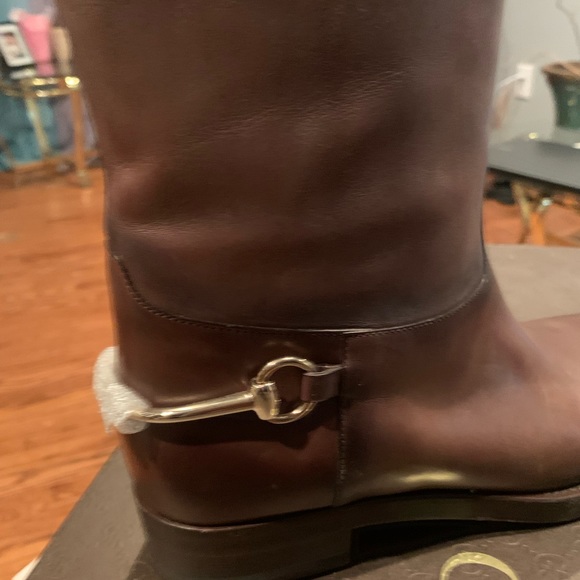 Authentic Gucci calf length boots. The calf area will only fit small legs. - Picture 4 of 8